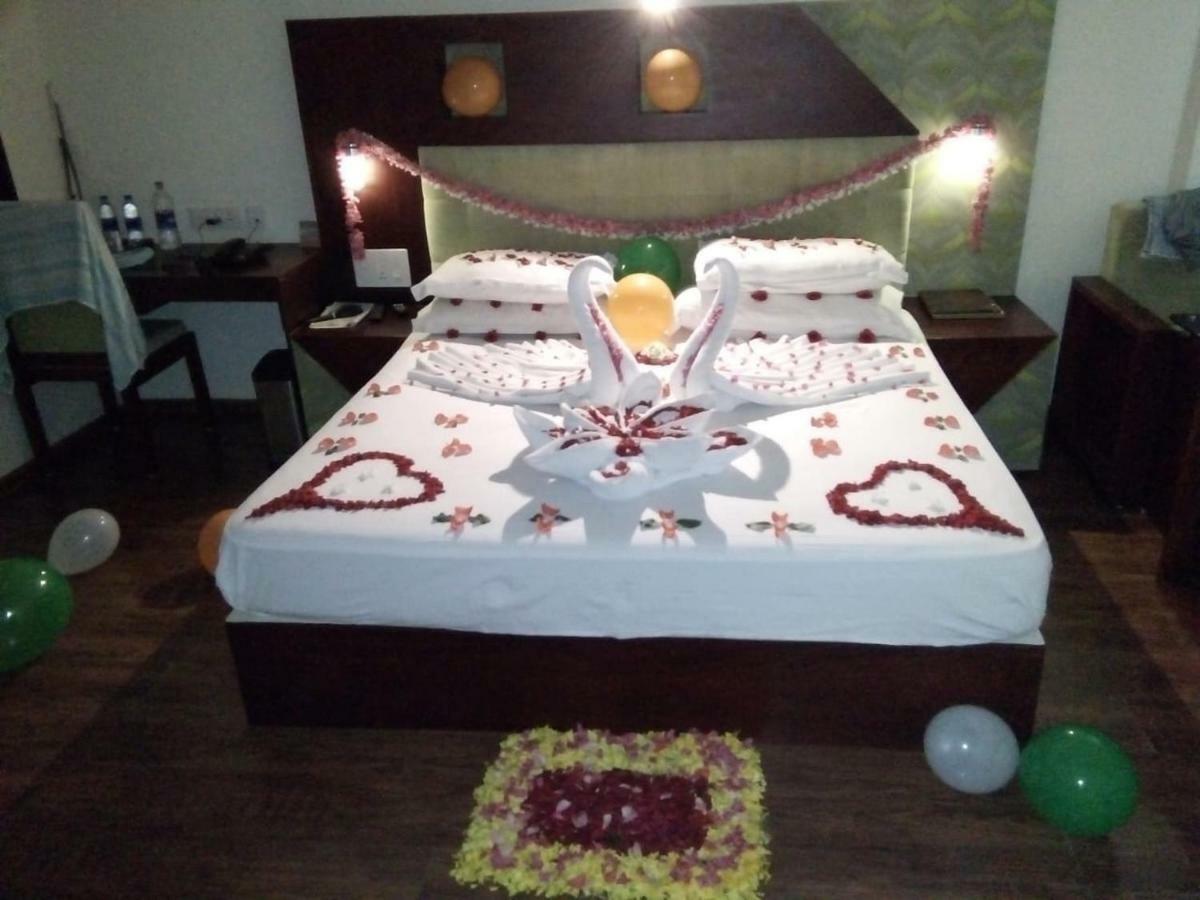 Gokulam Park Munnar Hotel Bagian luar foto